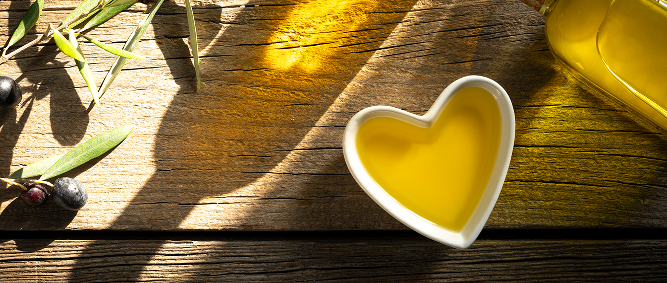 Article_Top_banner_OliveOil_Antioxidants_Heartshape.jpg